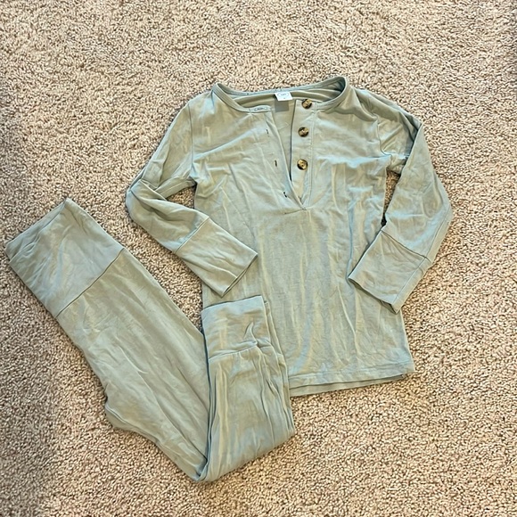 Lou Lou & company 2t top and bottoms set in sea foam green GUC. - Picture 1 of 7